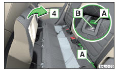 Fig. 67 Replegar el asiento trasero